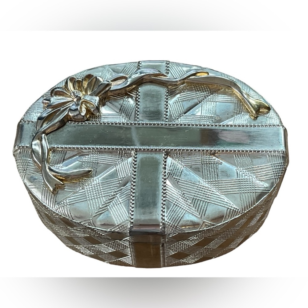 Godinger Silver Plated Two Tone Lined Oval Trinket Box‎